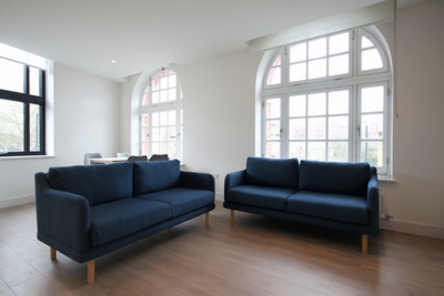 2 Bedroom Flat to rent in Mayes Road, Haringay, London, N22