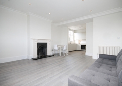 2 Bedroom Flat to rent in Haverstock Hill, Belsize Park, London, NW3