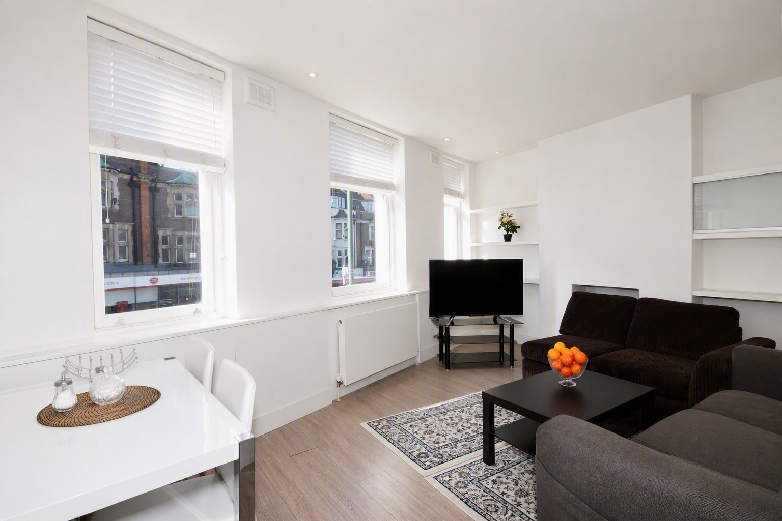 1 Bedroom Flat to rent in Golders Green, London, NW11