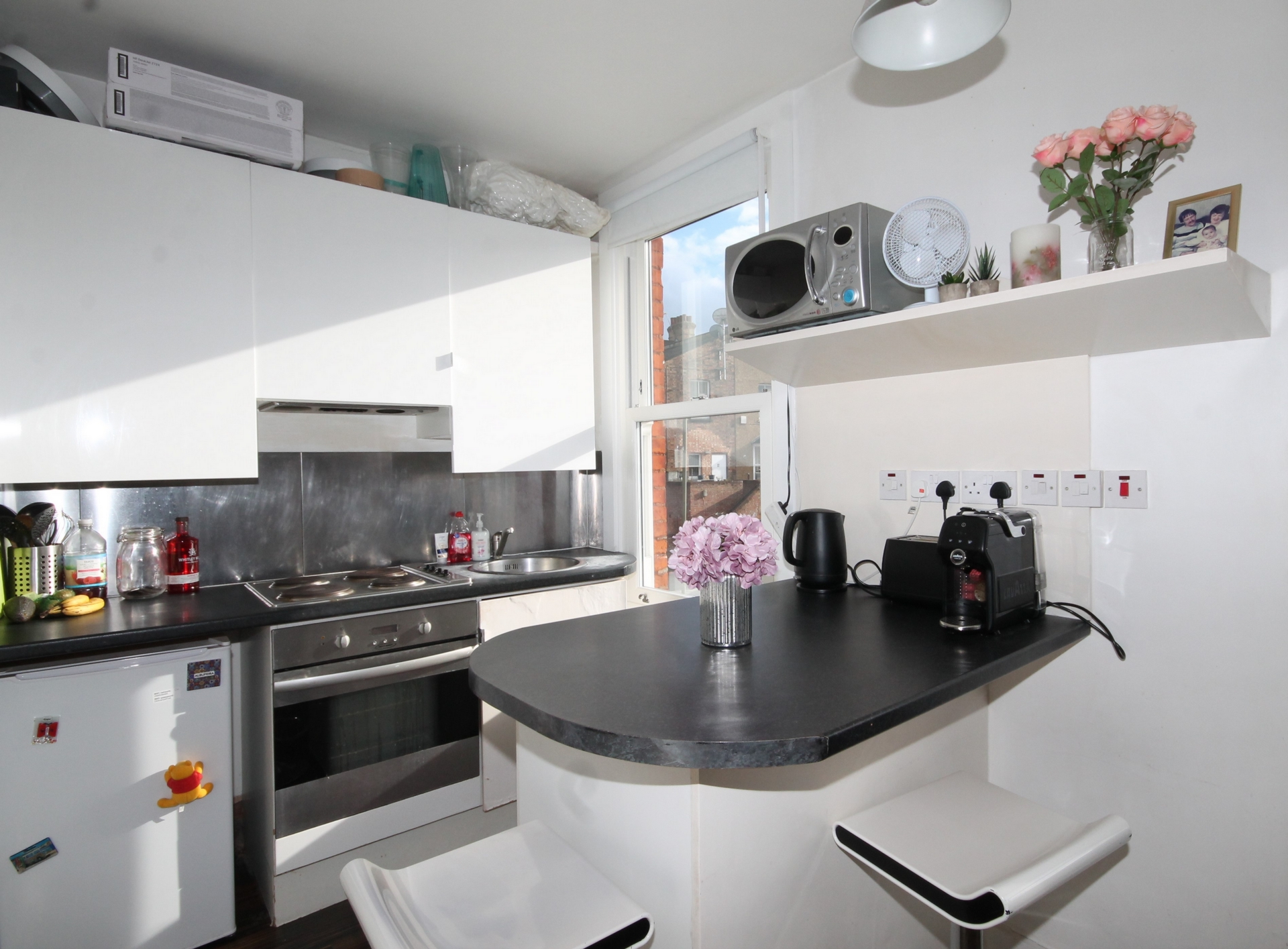 1 Bedroom Studio to rent in The Grove, Finchley, London, N3