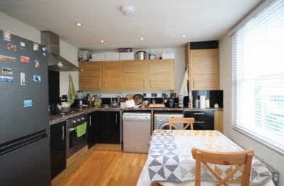 1 Bedroom Flat to rent in Packington Street, Angel, London, N1