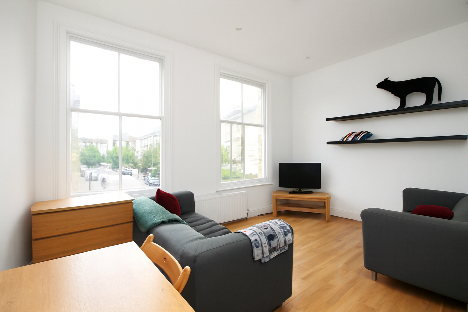 4 Bedroom Flat to rent in Islington, London, N7