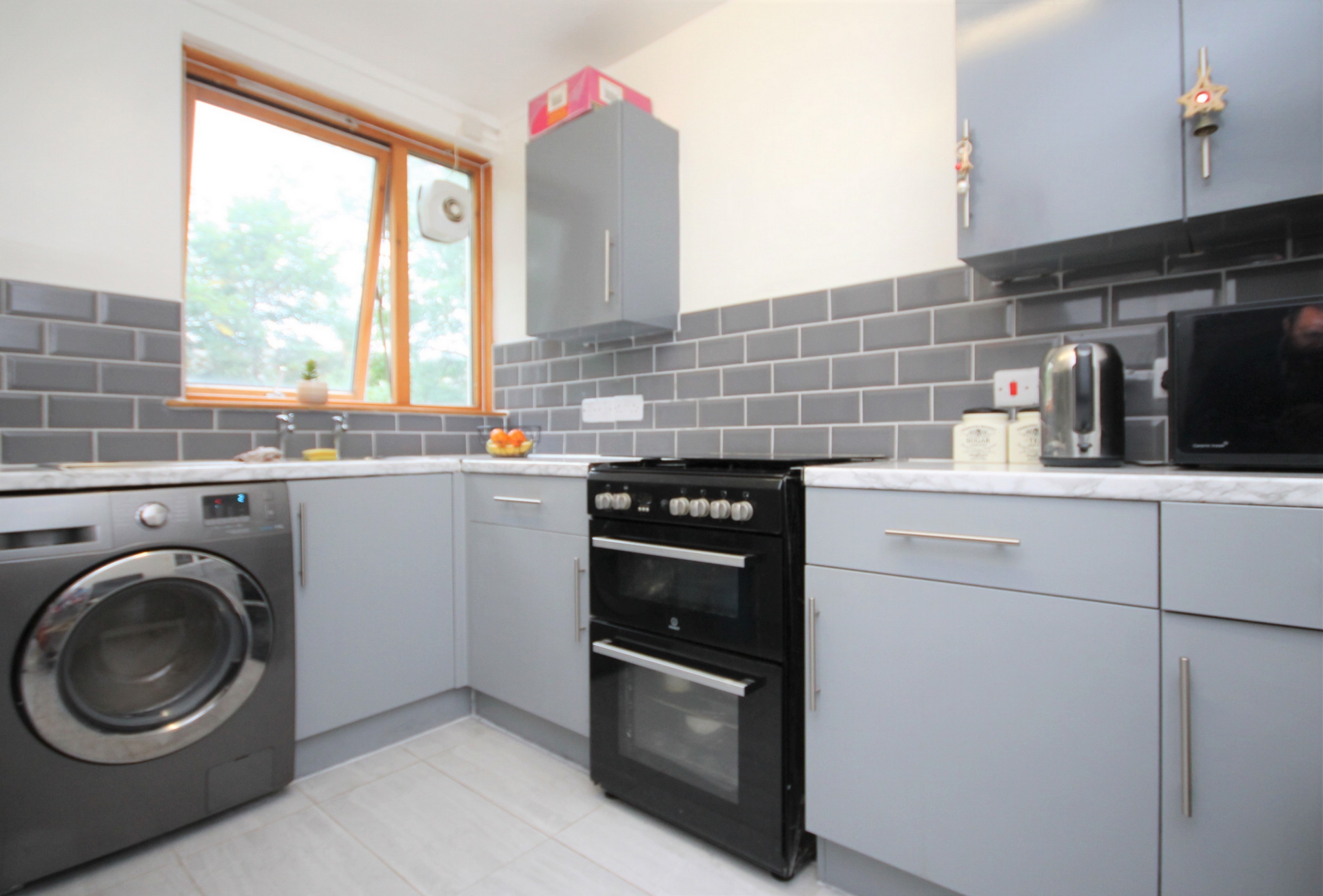 2 Bedroom Flat to rent in Royal College St, Camden Town, London, NW1