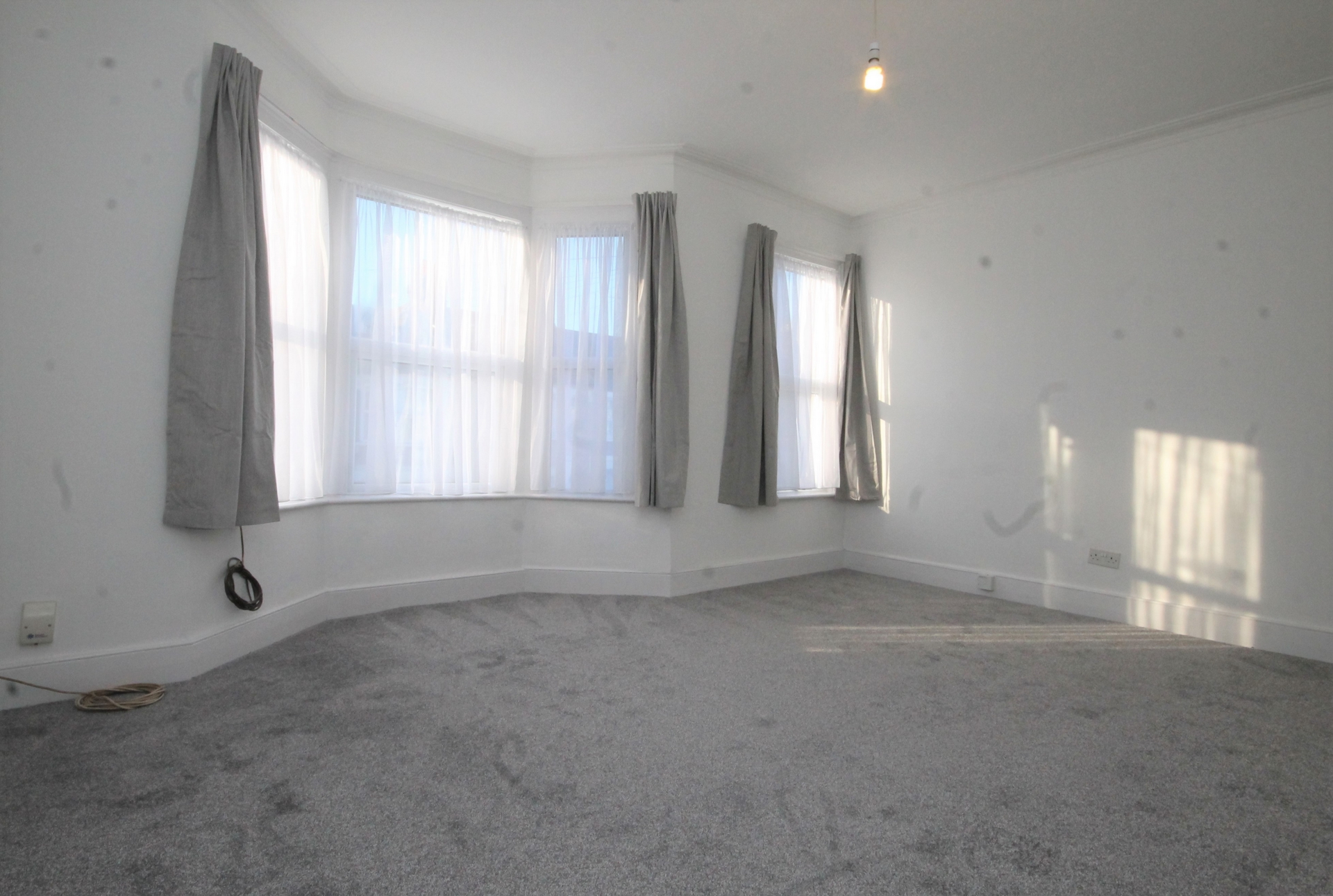 1 Bedroom Flat to rent in Seven Sisters, London, N17