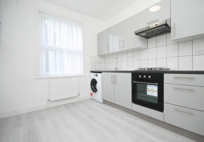 1 Bedroom Flat to rent in Dongola Road, Seven Sisters, London, N17