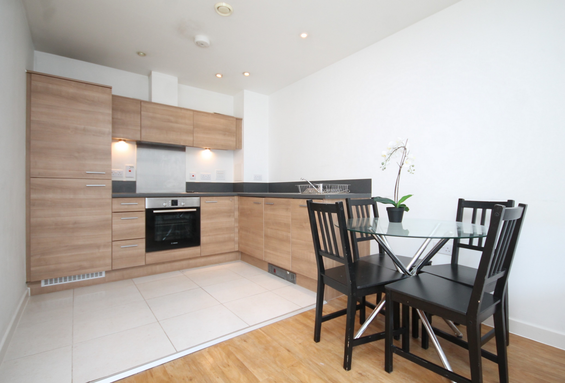 1 Bedroom Flat to rent in Limehouse, London, E14