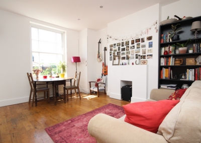 2 Bedroom Flat to rent in Agar Grove, Camden, London, NW1