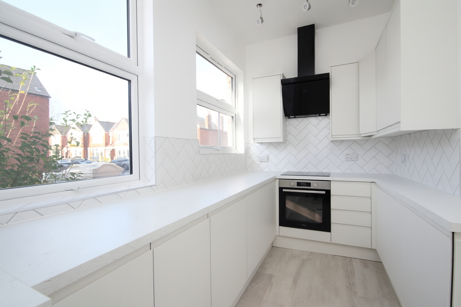 2 Bedroom Flat to rent in Olive Road, Brent, London, NW2