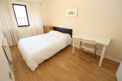 Double room - Single use to rent in Kimberley Road, West Ham, London, E16