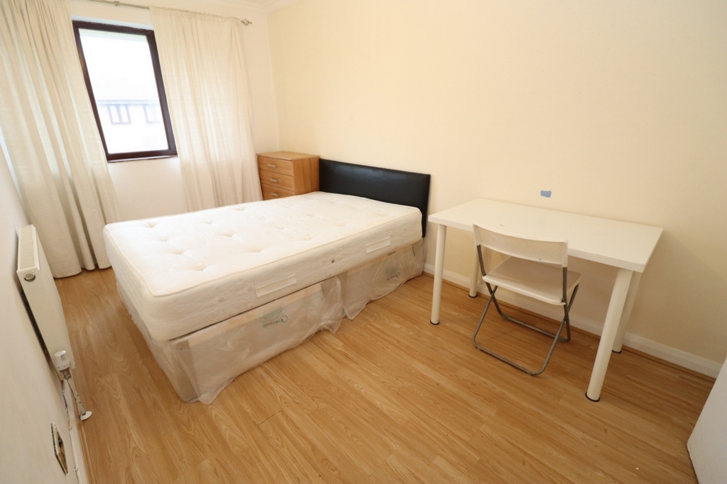 Double room - Single use to rent in West Ham, London, E16