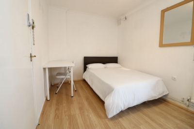 Double room - Single use to rent in The Green, Stratford, London, E15