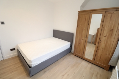 Double room - Single use to rent in Devitt House, Wade's Place, Westferry, London, E14