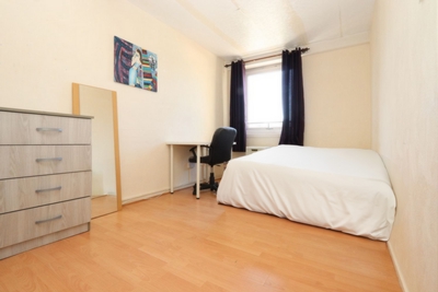 Double room - Single use to rent in Norton House, Mace Street, Bethnal Green, London, E2