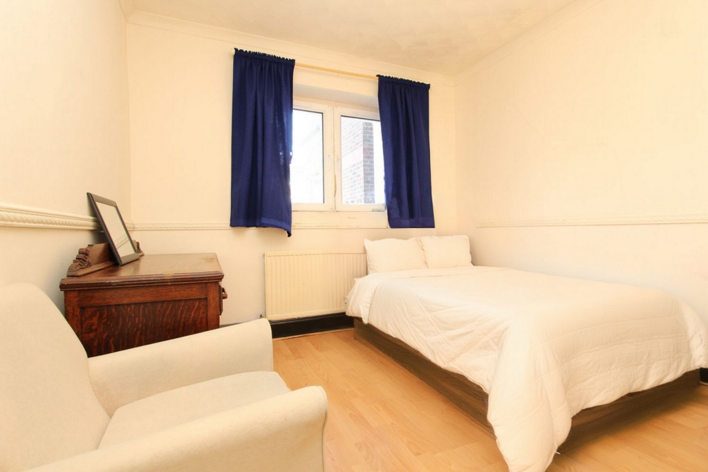 Double room - Single use to rent in Bethnal Green, London, E2