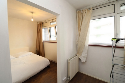 Double room - Single use to rent in Glengarnock Avenue, Island Gardens, London, E14