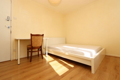 Double room - Single use to rent in Purdy Street, Bromley by Bow, London, E3