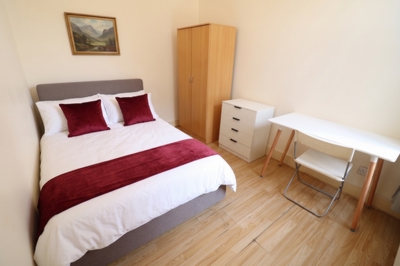 Double room - Single use to rent in Ashlin Road, Leyton, London, E15