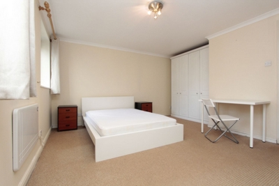 Ensuite Single Room to rent in Meridian Place, South Keys, London, E14