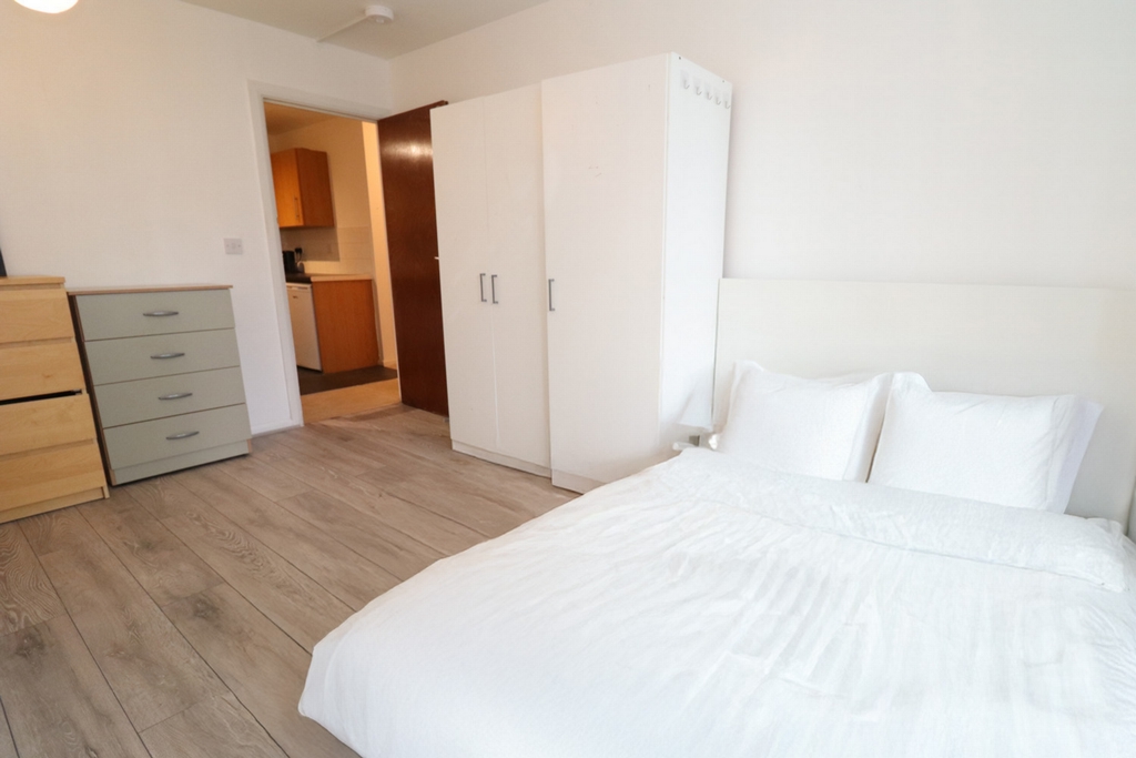 Double Room to rent in Canary Wharf, London, E14