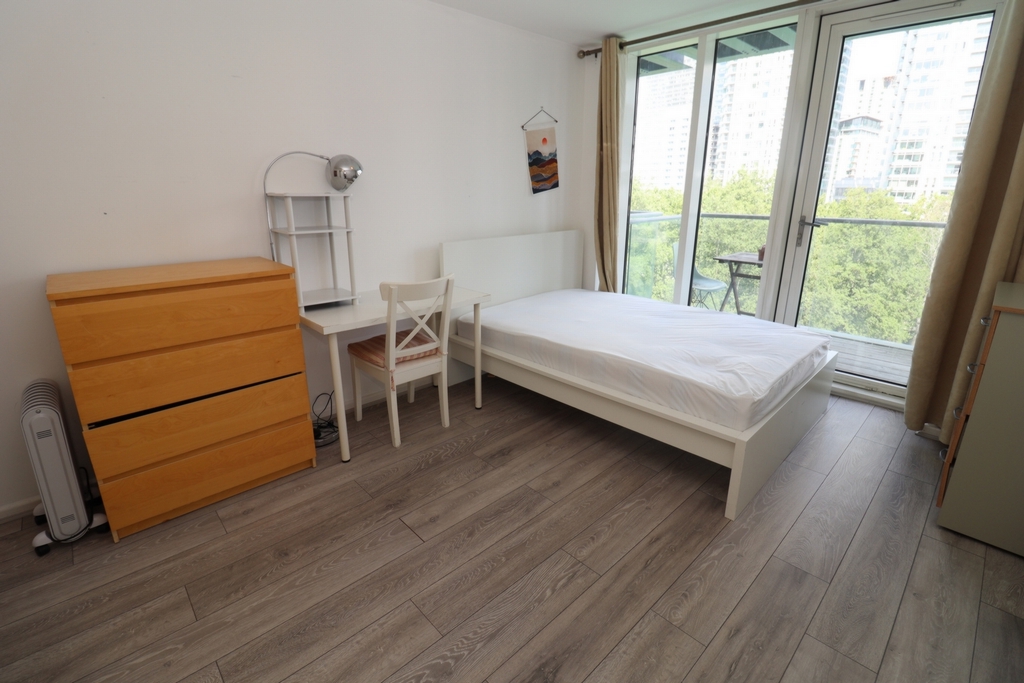 Double Room to rent in Canary Wharf, London, E14