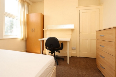 Single Room to rent in Monega Road, Upton Park, London, E7