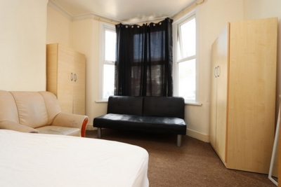Double room - Single use to rent in Monega Road, Upton Park, London, E7