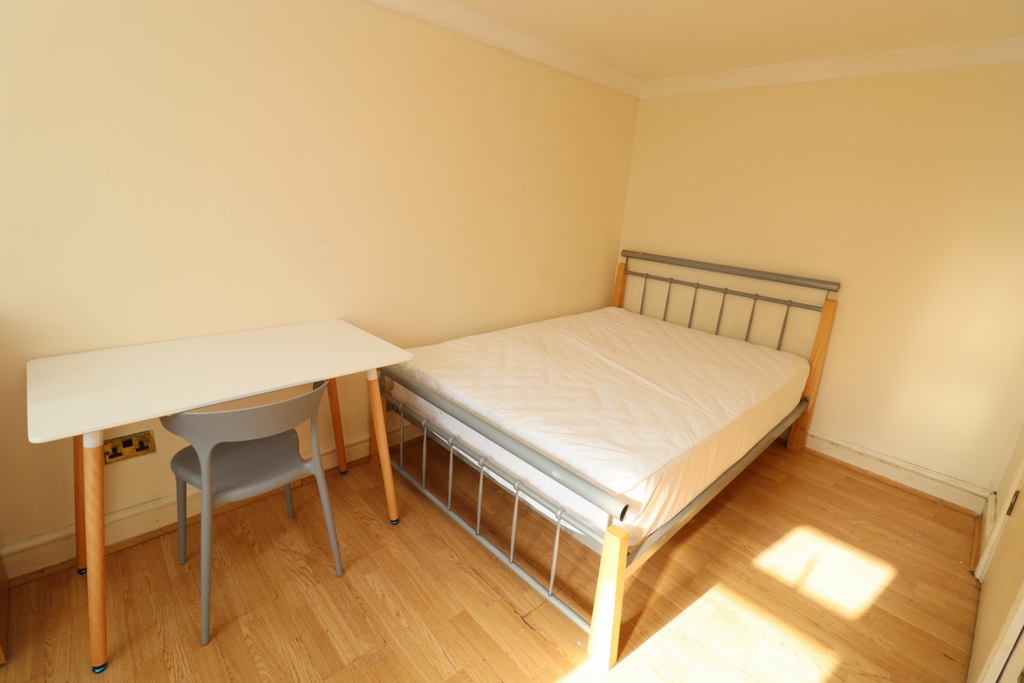 Double room - Single use to rent in Stratford, London, E15
