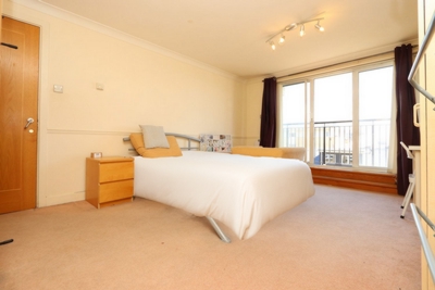Double Room to rent in Susan Constant Court, 14 Newport Avenue, Poplar, London, E14