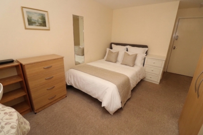 Double room - Single use to rent in 35 Sherwood Gardens, Island Gardens, London, E14