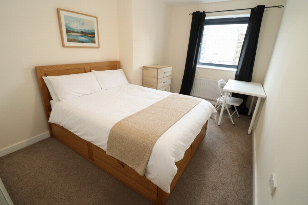 Double room - Single use to rent in Stratford, London, E15