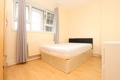 Double room - Single use to rent in Longridge House,Falmouth Road, Elephant and Castle, London, SE1