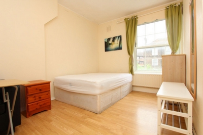 Double room - Single use to rent in Longridge House,Falmouth Road, Elephant and Castle, London, SE1