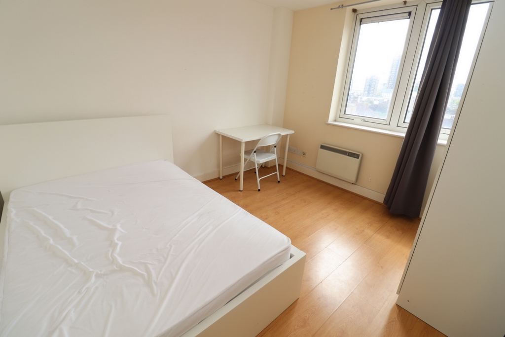 Double room - Single use to rent in Aldgate, London, E1