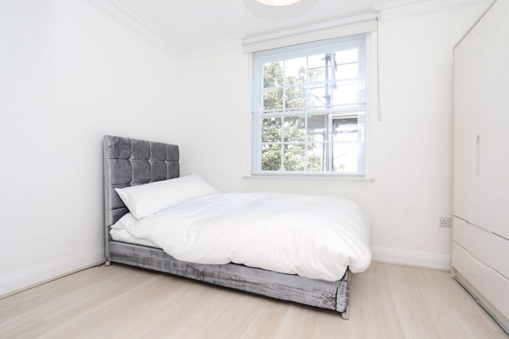 Ensuite Single Room to rent in Bow Road, London, E3