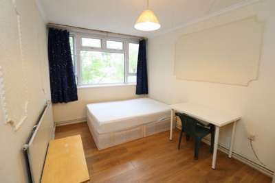 Double room - Single use to rent in Carron Close, Langdon Park, London, E14