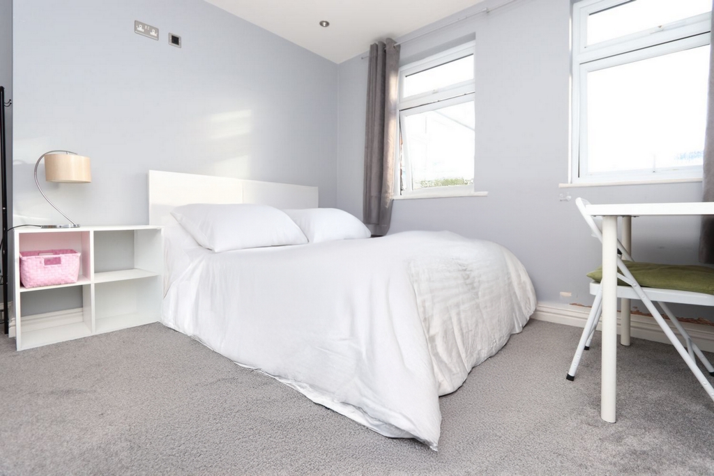 Double room - Single use to rent in Shadwell, London, E1