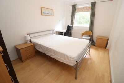 Double room - Single use to rent in Lamb Court, 69 Narrow Street, Westferry, London, E14
