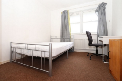 Double room - Single use to rent in Chilver Street, Westcombe Park,Greenwich, London, SE10