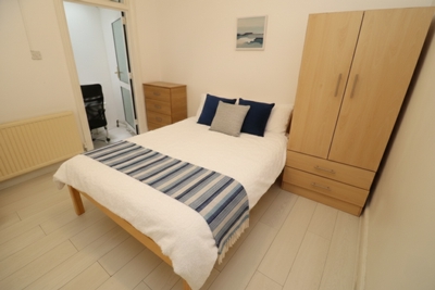 Double room - Single use to rent in Kirton Road, Upton Park, London, E13