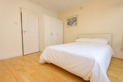 Double room - Single use to rent in Center Hights, 137 Finchley Road, Swiss Cottage, London, NW3