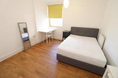 Double Room to rent in Phoenix Heights,Mastmaker Rd, South Quay,Isle of Dogs, London, E14