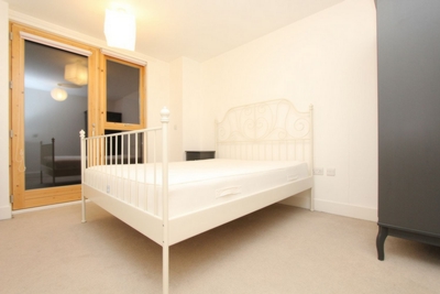 Double Room to rent in Phoenix Heights,Mastmaker Rd, South Quay,Isle of Dogs, London, E14