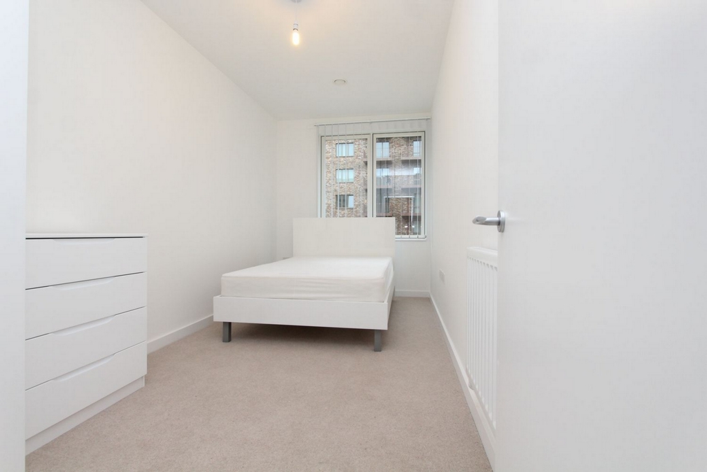 Double room - Single use to rent in London City Airport,Gallions Reach, London, E16