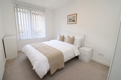 Double room - Single use to rent in Samuel Building, 9 Frobisher Yard, London City Airport,Gallions Reach, London, E16