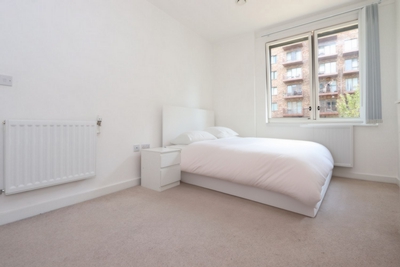 Ensuite Double Room to rent in Frobisher Yard, London City Airport,Gallions Reach, London, E16