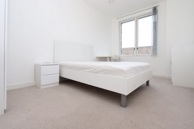 Double room - Single use to rent in Samuel Building, 9 Frobisher Yard, London City Airport,Gallions Reach, London, E16