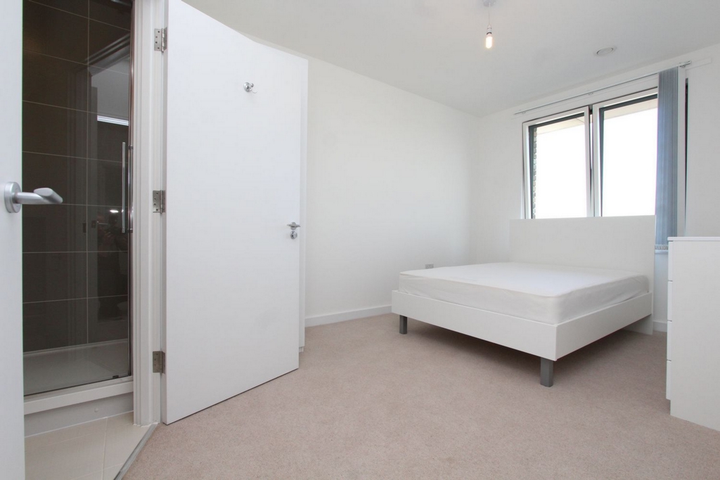 Ensuite Single Room to rent in London City Airport, London, E16