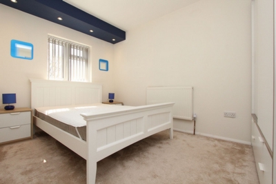 Double room - Single use to rent in Churchill Road, Prince Regent, London, E16