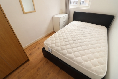 Double room - Single use to rent in Fellows Court, Weymouth Terrace, Hoxton, London, E2