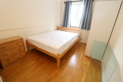 Double room - Single use to rent in Jamestown Way, East India, London, E14